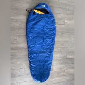 Kids The North Face Sleeping Bag in blue